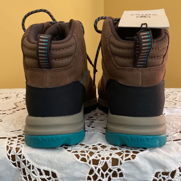 Price Cut! NWT Ariat Skyline H20 lace up waterproof boots Brown/teal. Womens 10. - Picture 5 of 12